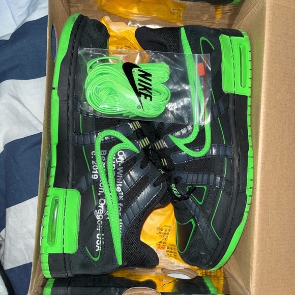 Off white dunk size 10 no zip tie